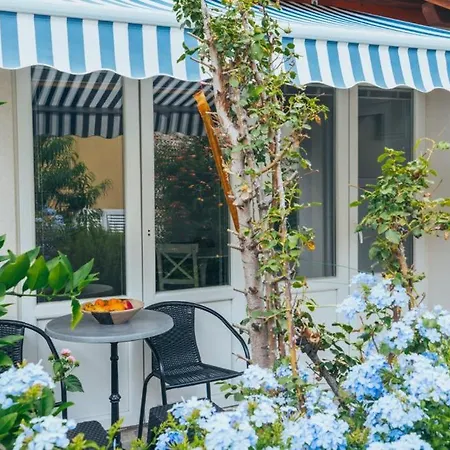 Ana Апартаменти